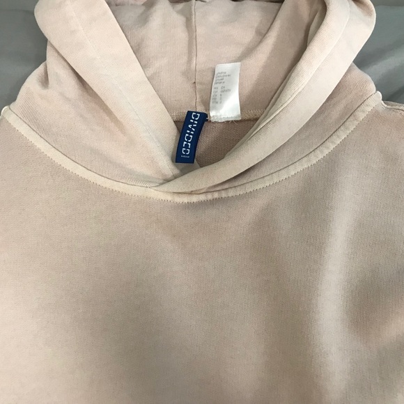 Men’s Small Light Pink Hoodie - Picture 4 of 4